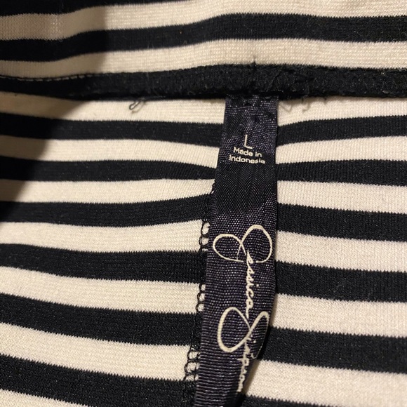 Jessica Simpson Striped Pencil Skirt - Picture 4 of 8